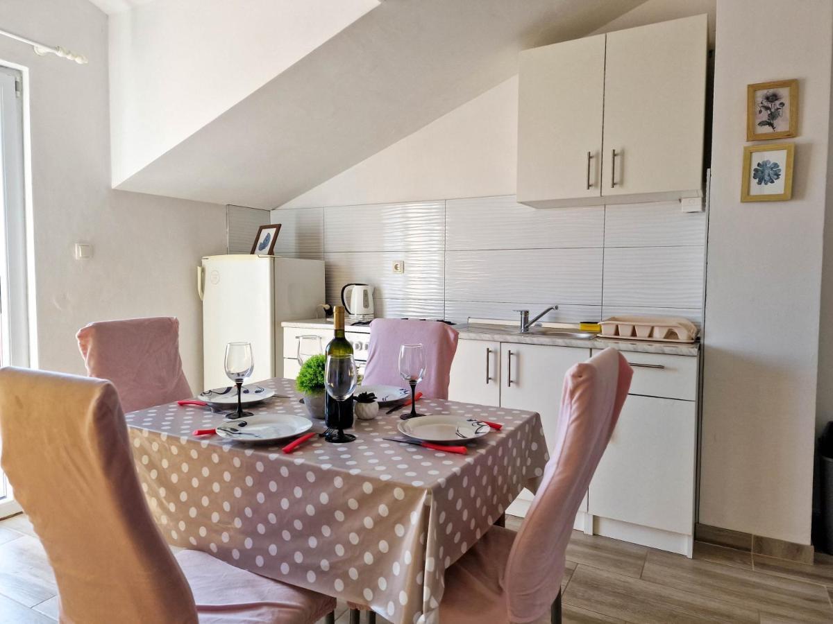 Vila Cicovac Novalja Exteriör bild